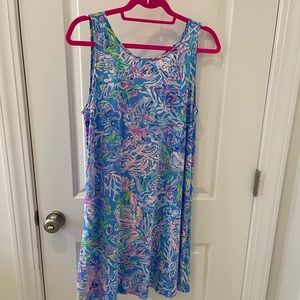 Lilly Pulitzer size L, excellent used condition.